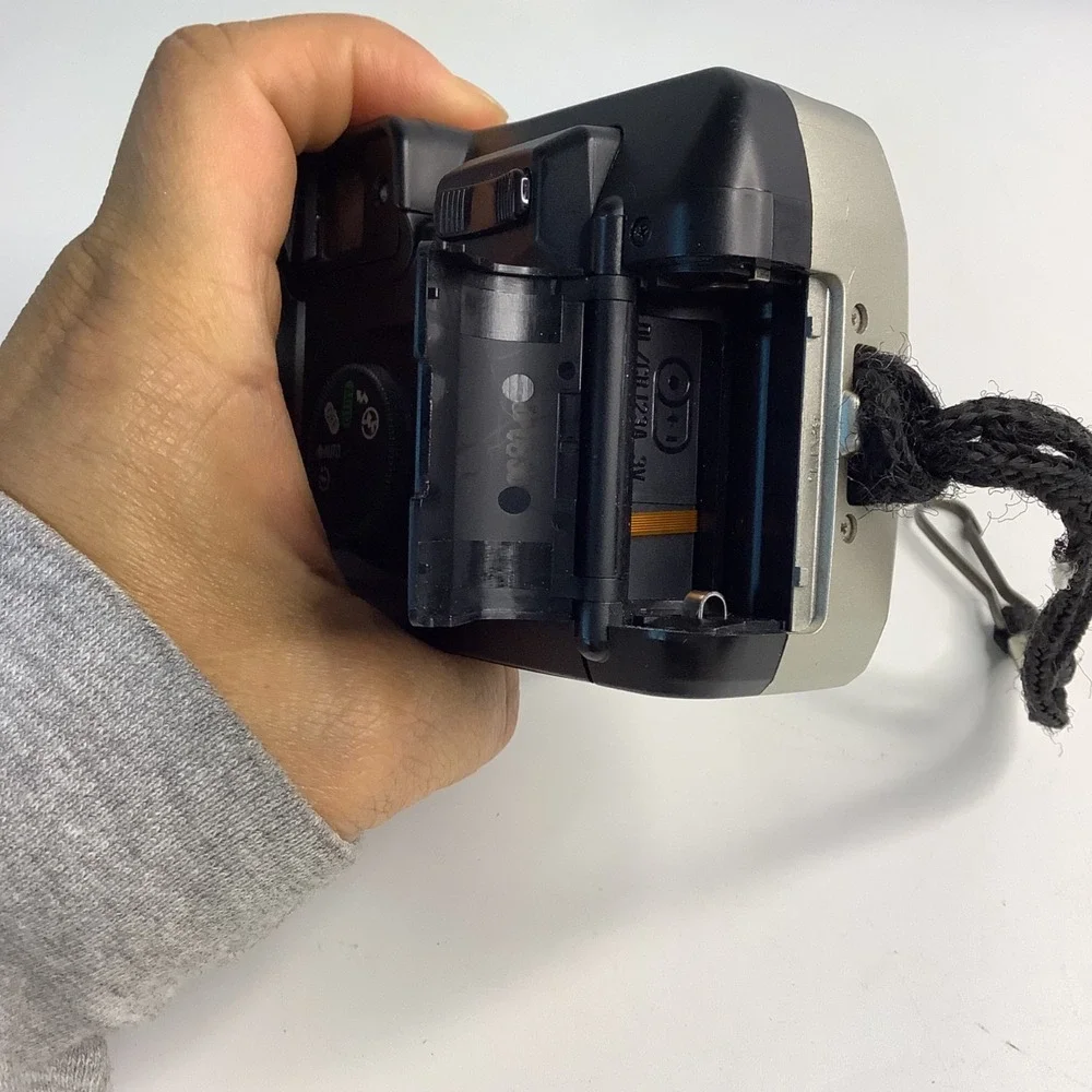 Vintage 1994 Canon Sure Shot 76 Zoom TESTED SAF 38-76 mm Camera
